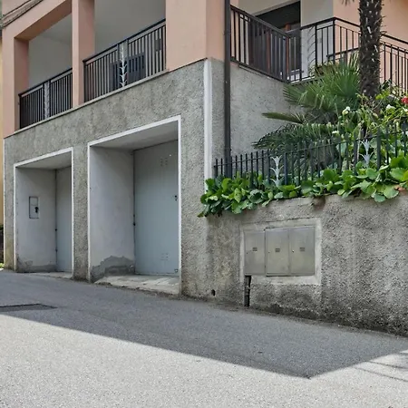 Casa Ambrogio, Family By Halldis Holiday home