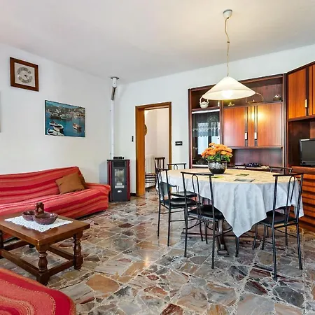 Holiday home Casa Ambrogio, Family By Halldis Cremia